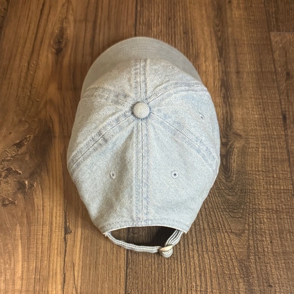 Women's American Eagle Light Blue Jean Smiley Face Cap - Picture 2 of 3